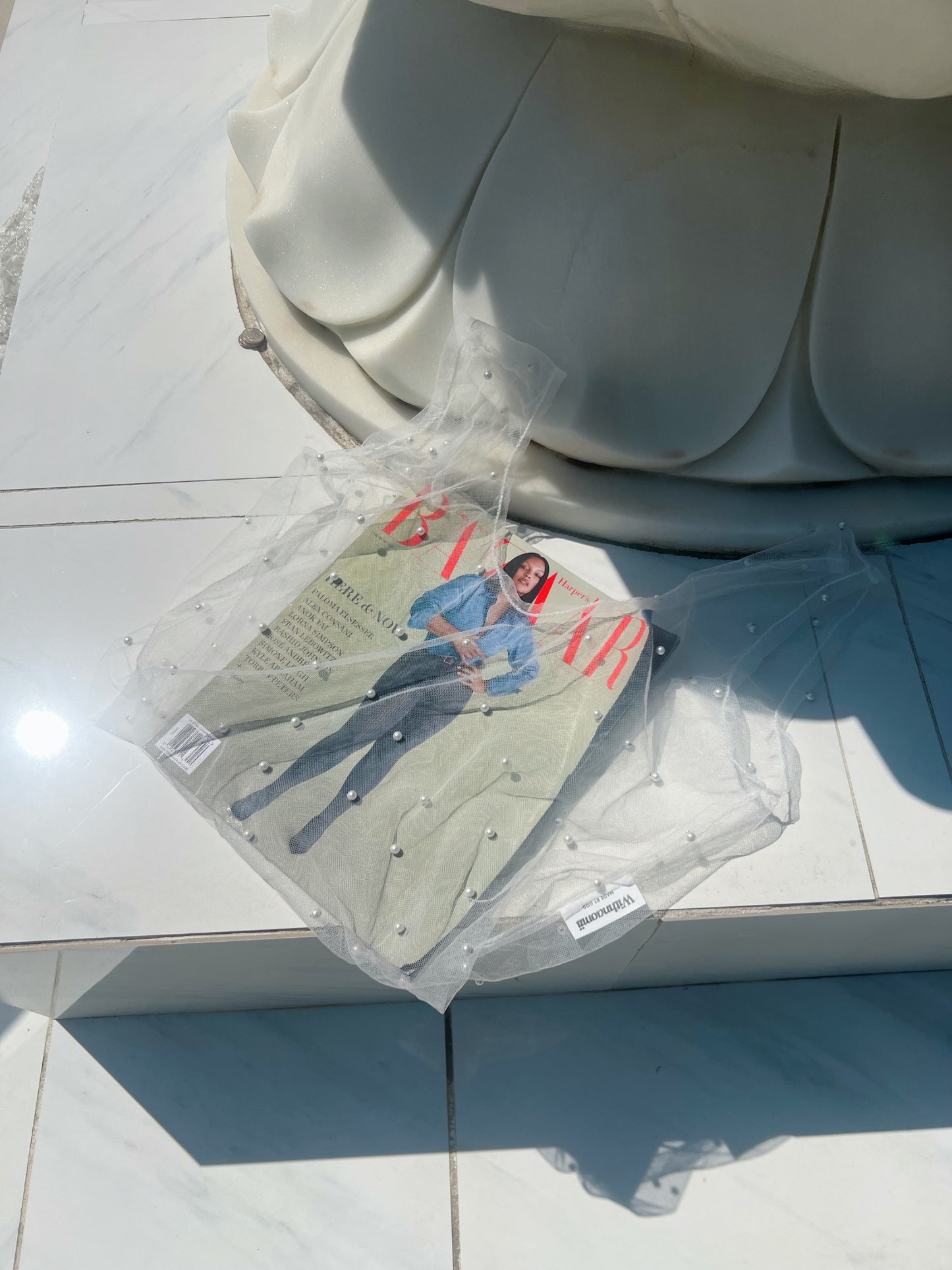 The T-shirt shopping Pearl bag